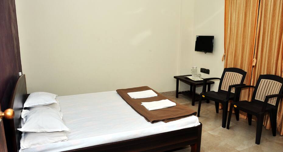 Abhilasha Home Stay, Malvan 1